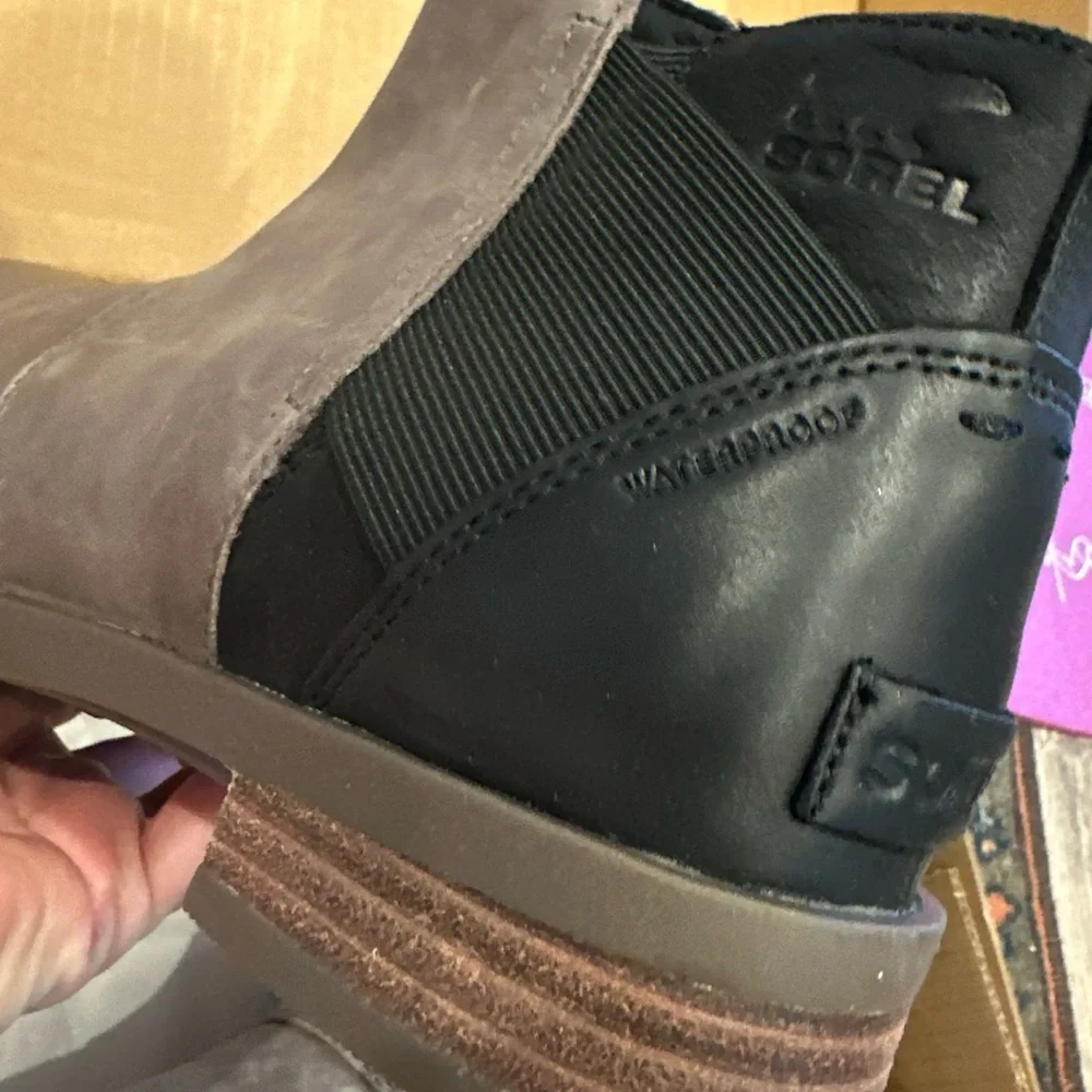 Women's Gray and Black Chelsea Boots - Picture 7 of 11